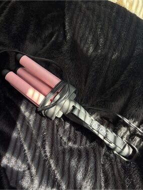 Triple Barrel Hair Waver Pink 🌸 Beach Waves Tool
